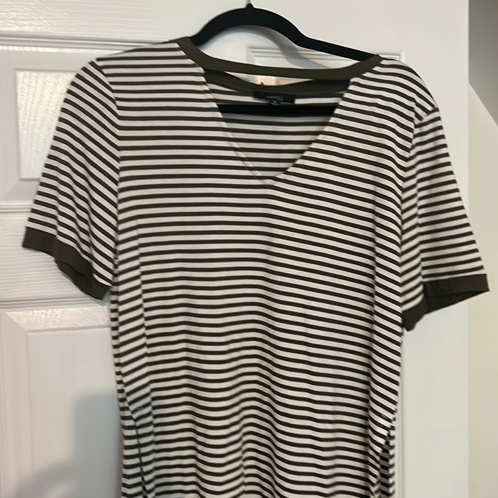 VeryJ Olive Green Top